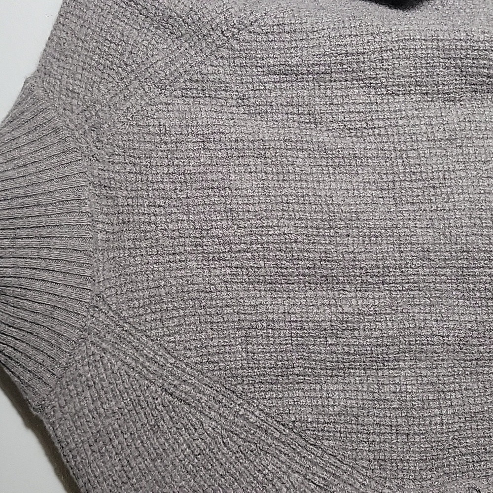 Banana Republic Italian Yarn Wool Blend Turtleneck Button Sweater Size Large - Picture 6 of 8